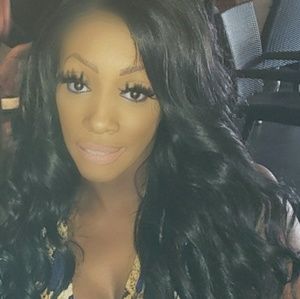 Meet your Posher, Toni